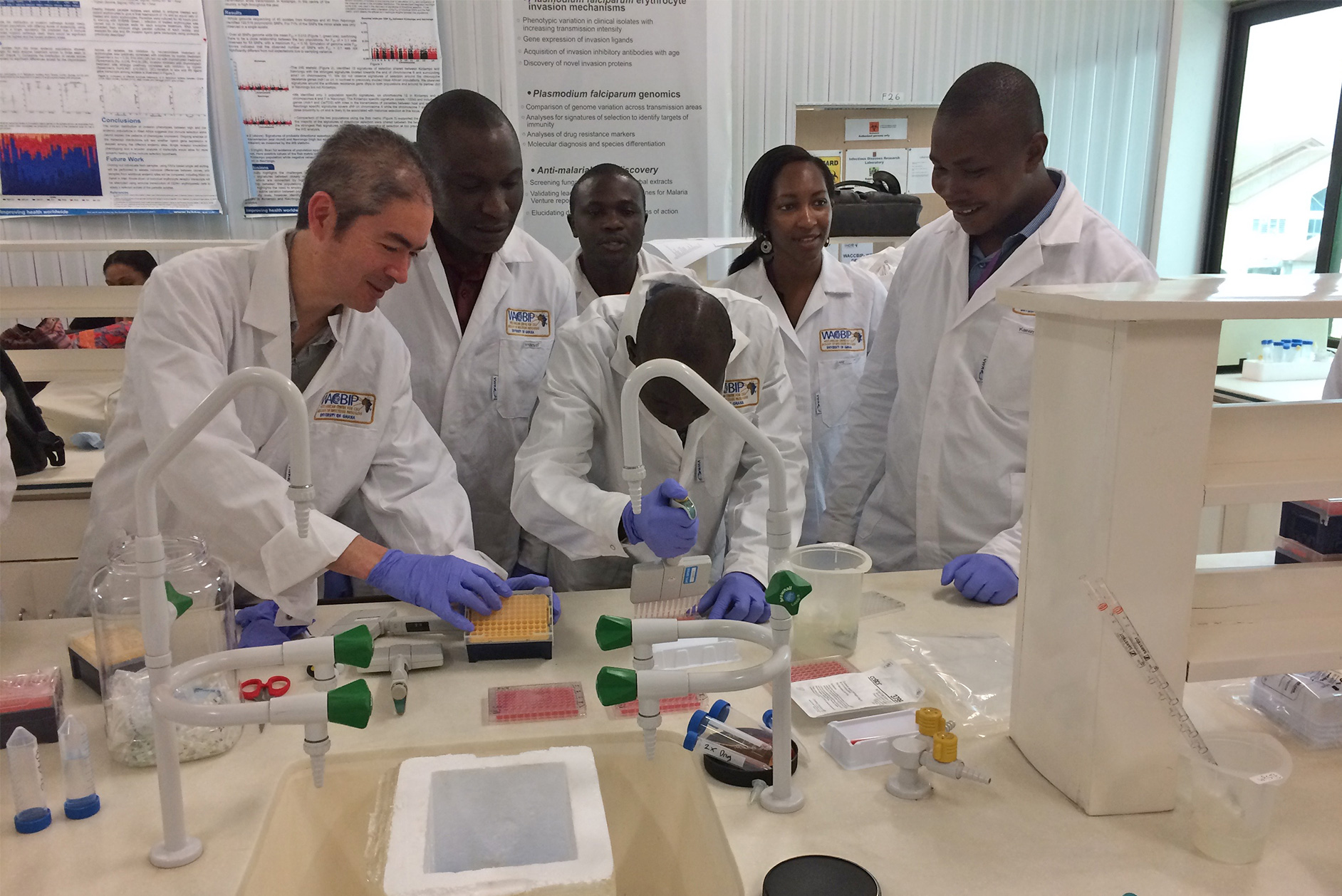 Photo of Experimental Genetics overseas course participants, Ghana 2017